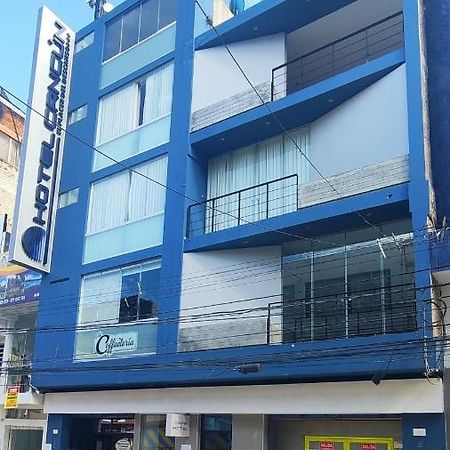 Hotel Cancun Хаэн Экстерьер фото