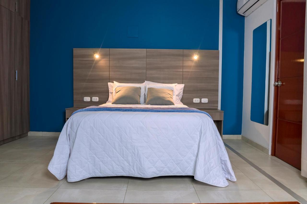 Hotel Cancun Хаэн Экстерьер фото