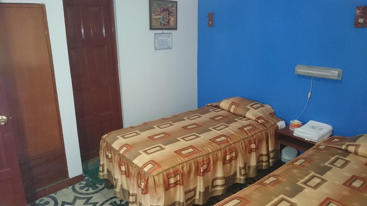 Hotel Cancun Хаэн Экстерьер фото