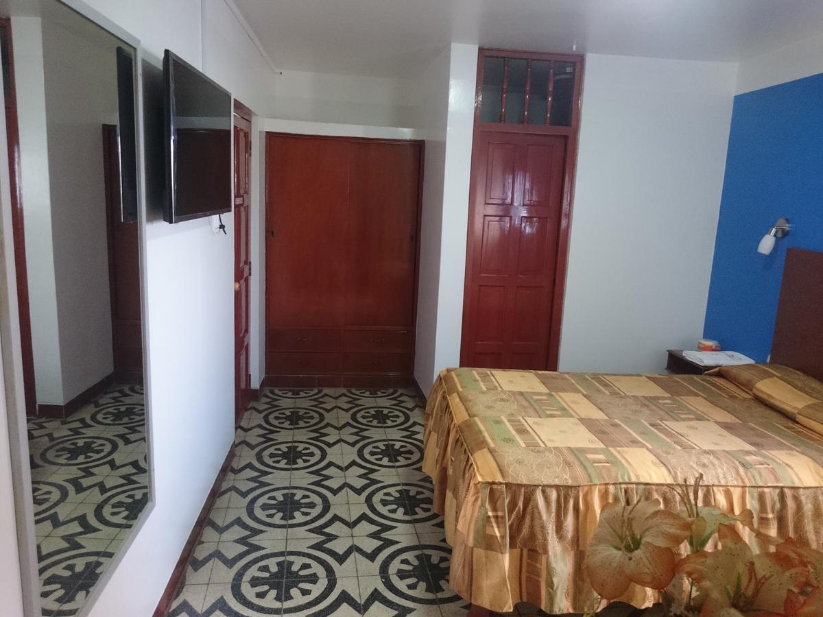 Hotel Cancun Хаэн Экстерьер фото