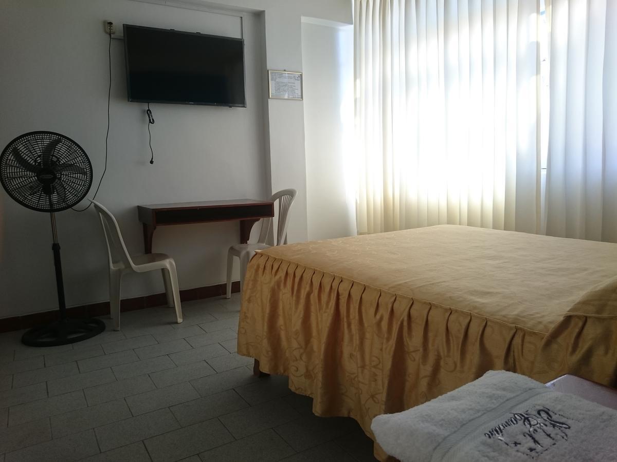 Hotel Cancun Хаэн Экстерьер фото