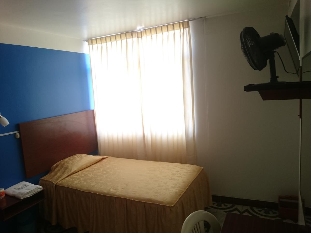 Hotel Cancun Хаэн Экстерьер фото