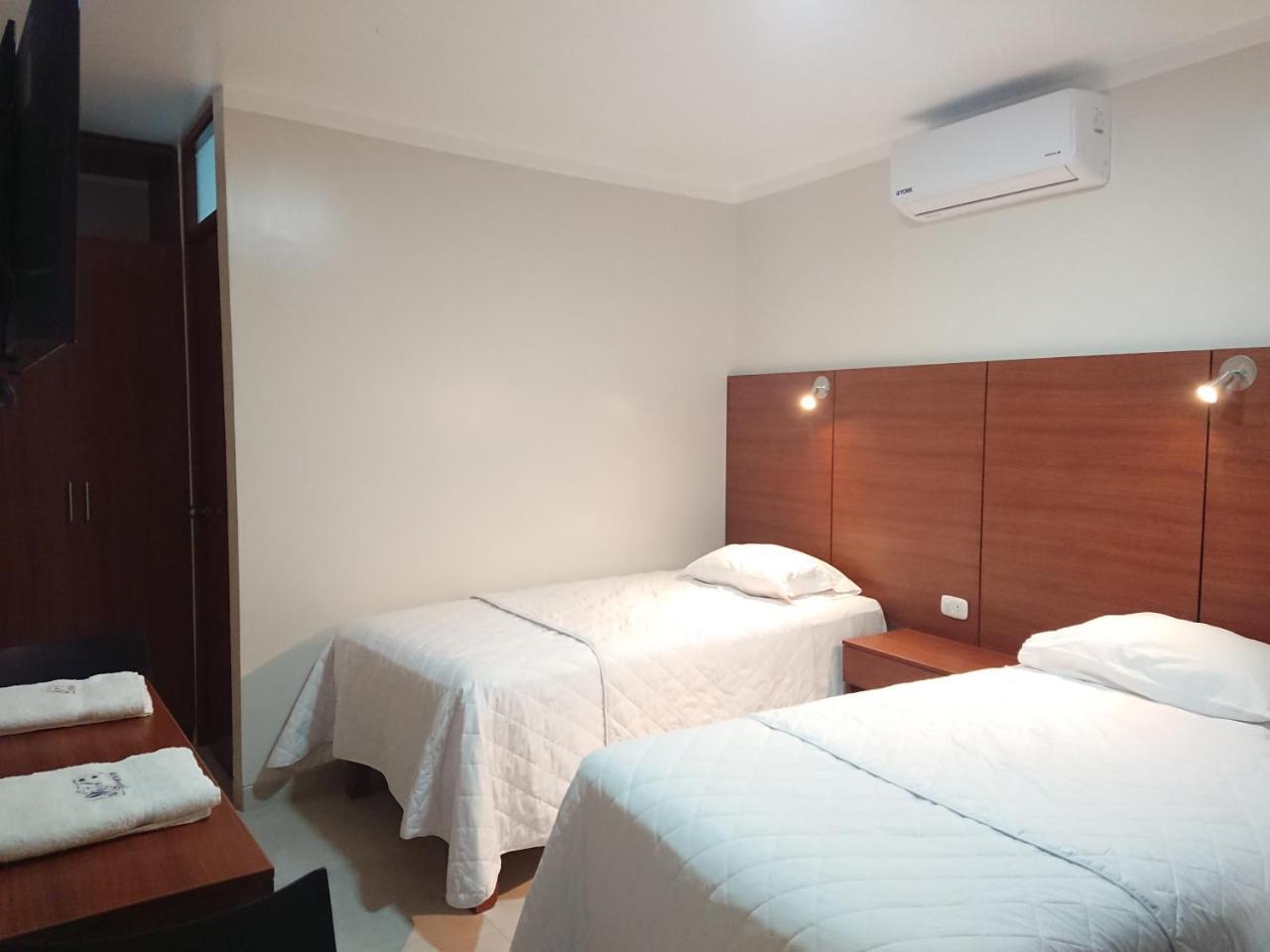 Hotel Cancun Хаэн Экстерьер фото