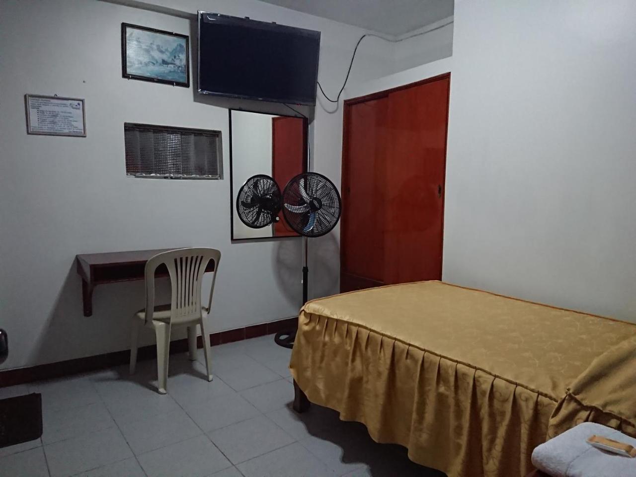 Hotel Cancun Хаэн Экстерьер фото