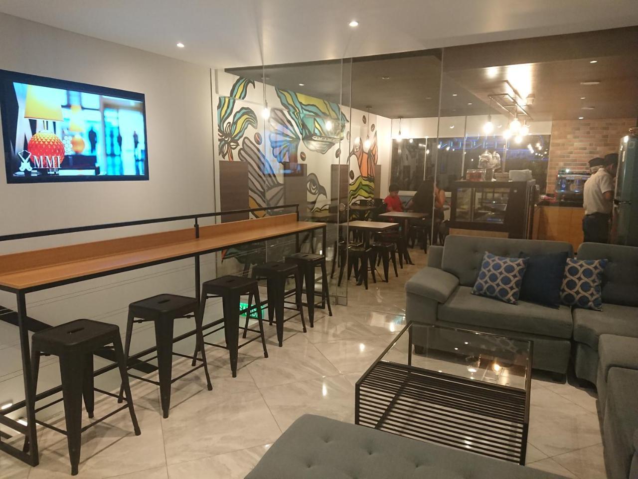 Hotel Cancun Хаэн Экстерьер фото
